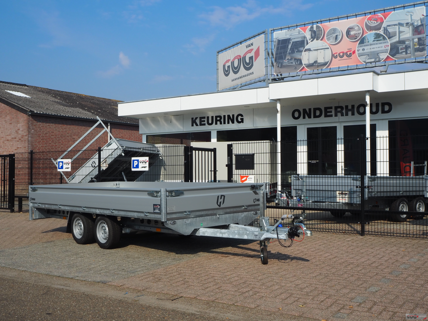 Henra plateauwagen 401x185 2700kg met sledes €2975,- voorraadnummer 12 (5)