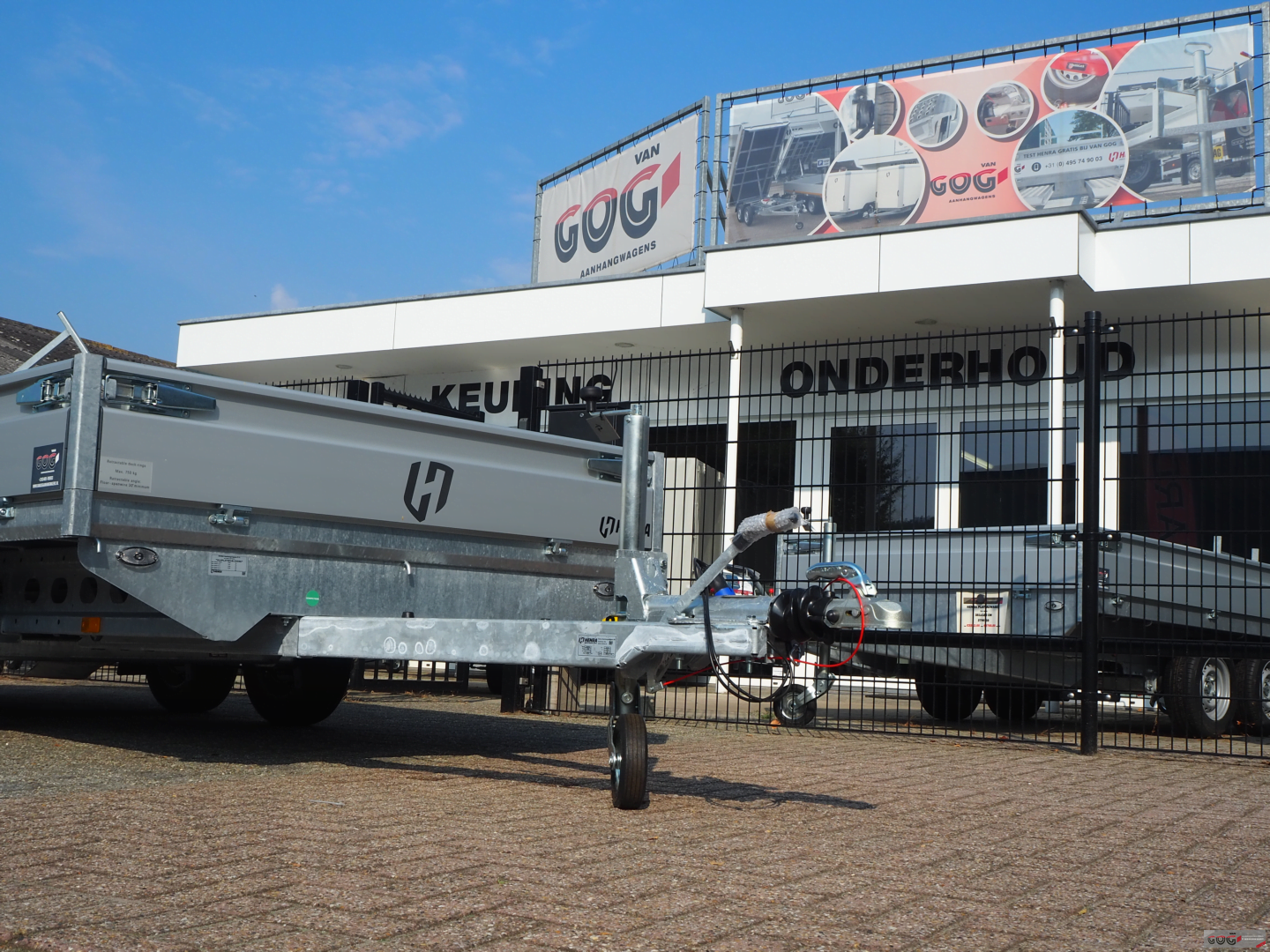 Henra plateauwagen 401x185 2700kg met sledes €2975,- voorraadnummer 12 (6)