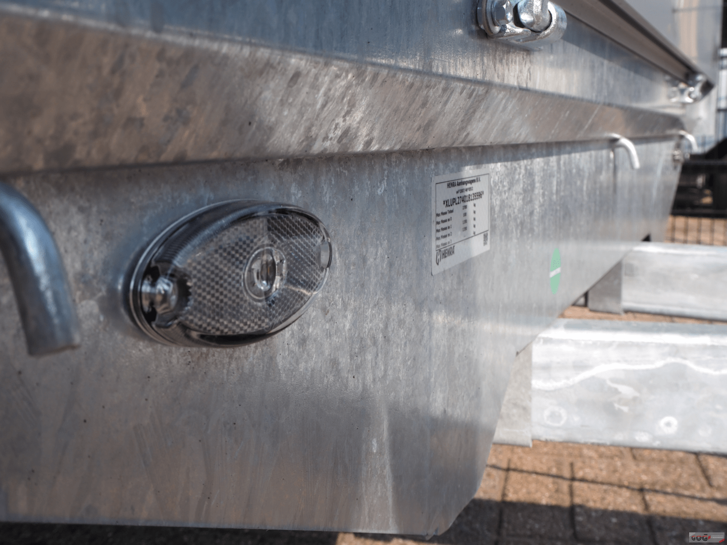Henra plateauwagen 401x185 2700kg met sledes €2975,- voorraadnummer 12 (8)