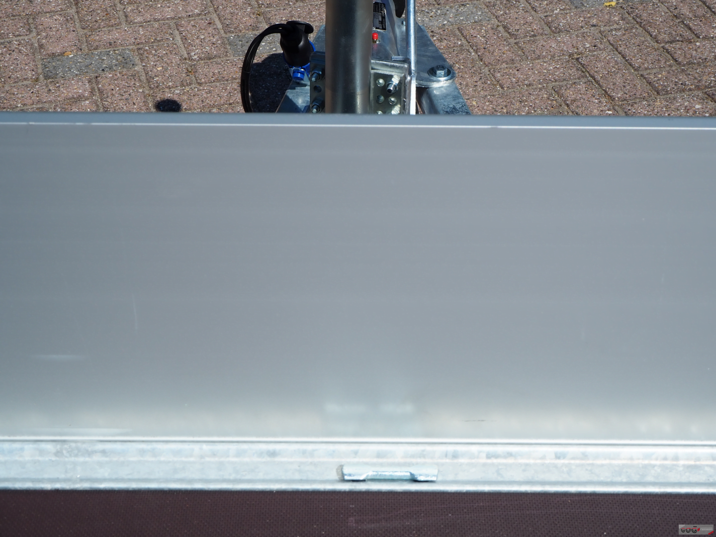Henra plateauwagen 401x202 2700kg met oprijplaatsledes €3065 voorraadnummer 8 (10)
