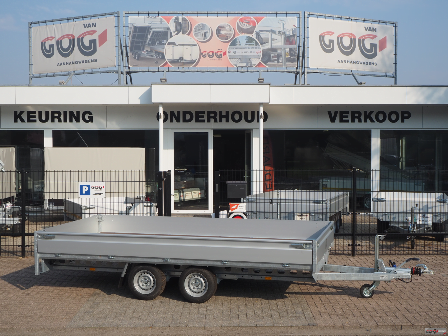 Henra plateauwagen 401x202 2700kg met sledes (11)