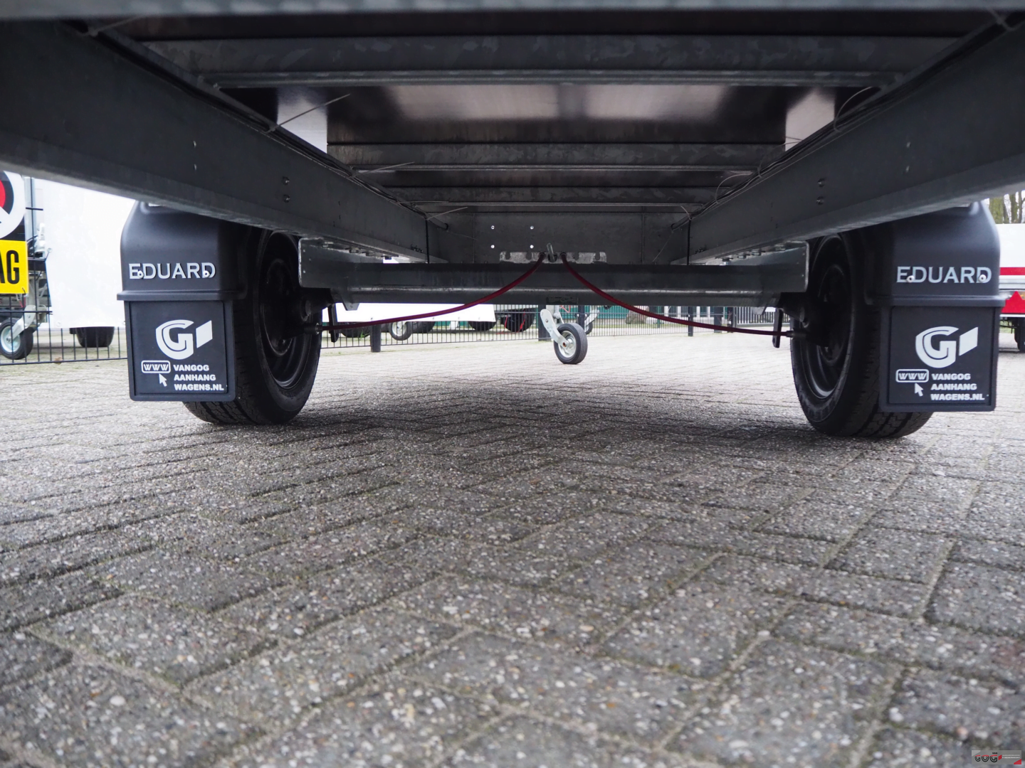 Eduard plateauwagen 310x160 1500kg lvh 63cm (7)