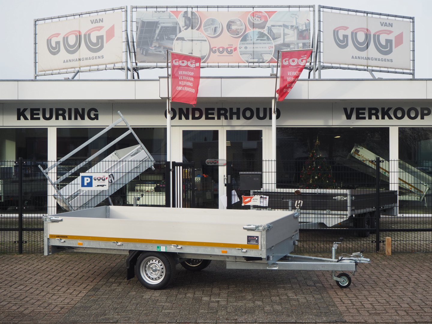 Eduard plateauwagen 310x160 750kg 63cm €1600 voorraadnummer 157 (1)