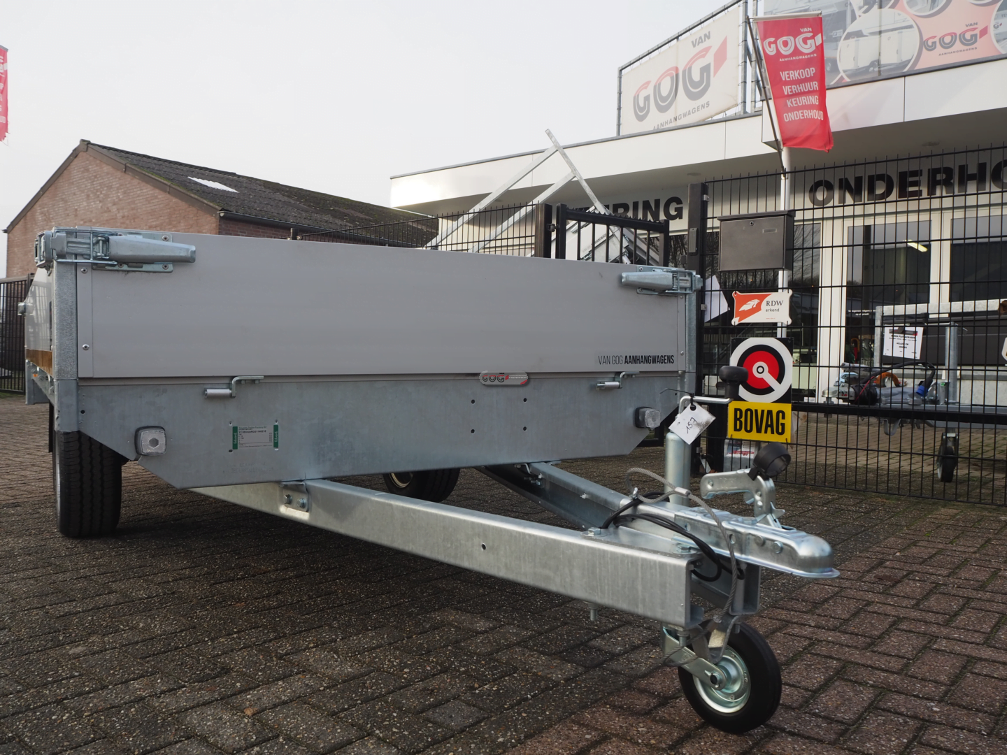 Eduard plateauwagen 310x160 750kg 63cm €1600 voorraadnummer 157 (3)