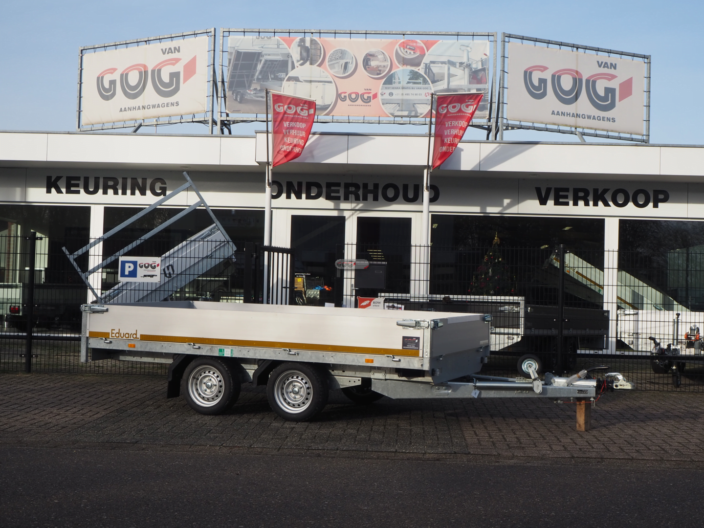 Eduard plateauwagen 330x180 2700kg 63cm €2500 voorraadnummer 150 (9)