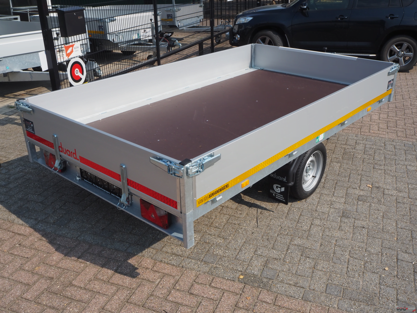 Eduard plateauwagen multitransporter 310x180 1500kg met sledes (zonder oprijplaten) €,- voorraadnummer 18 (11)