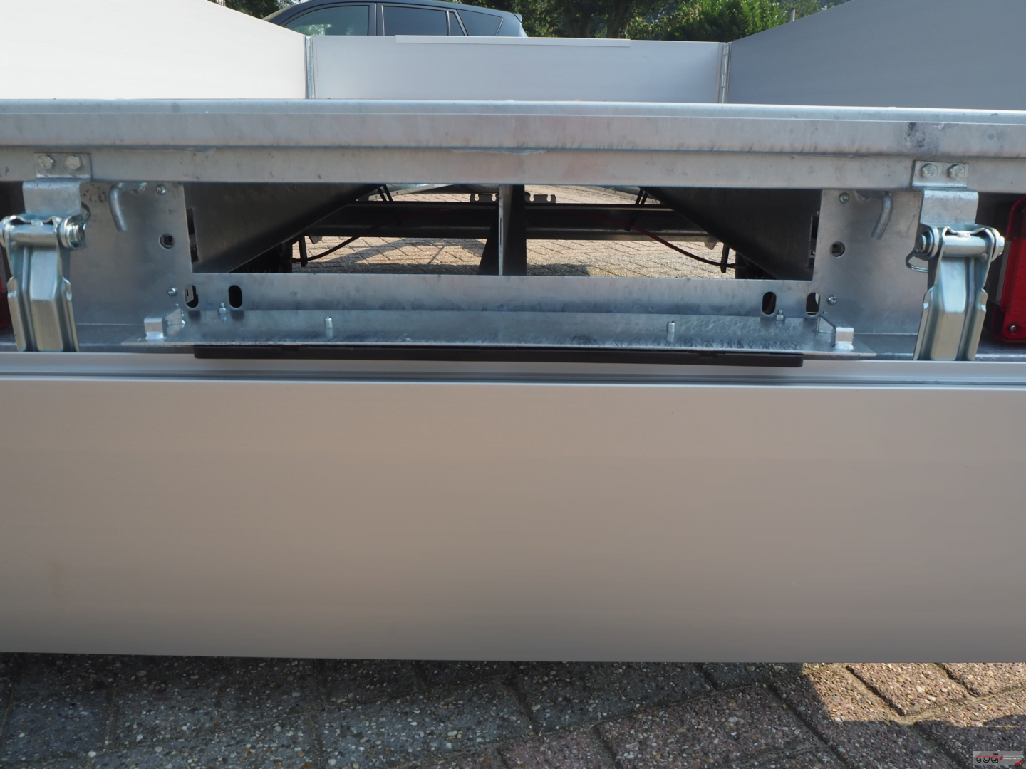 Eduard plateauwagen multitransporter 310x180 1500kg met sledes (zonder oprijplaten) €,- voorraadnummer 18 (2)