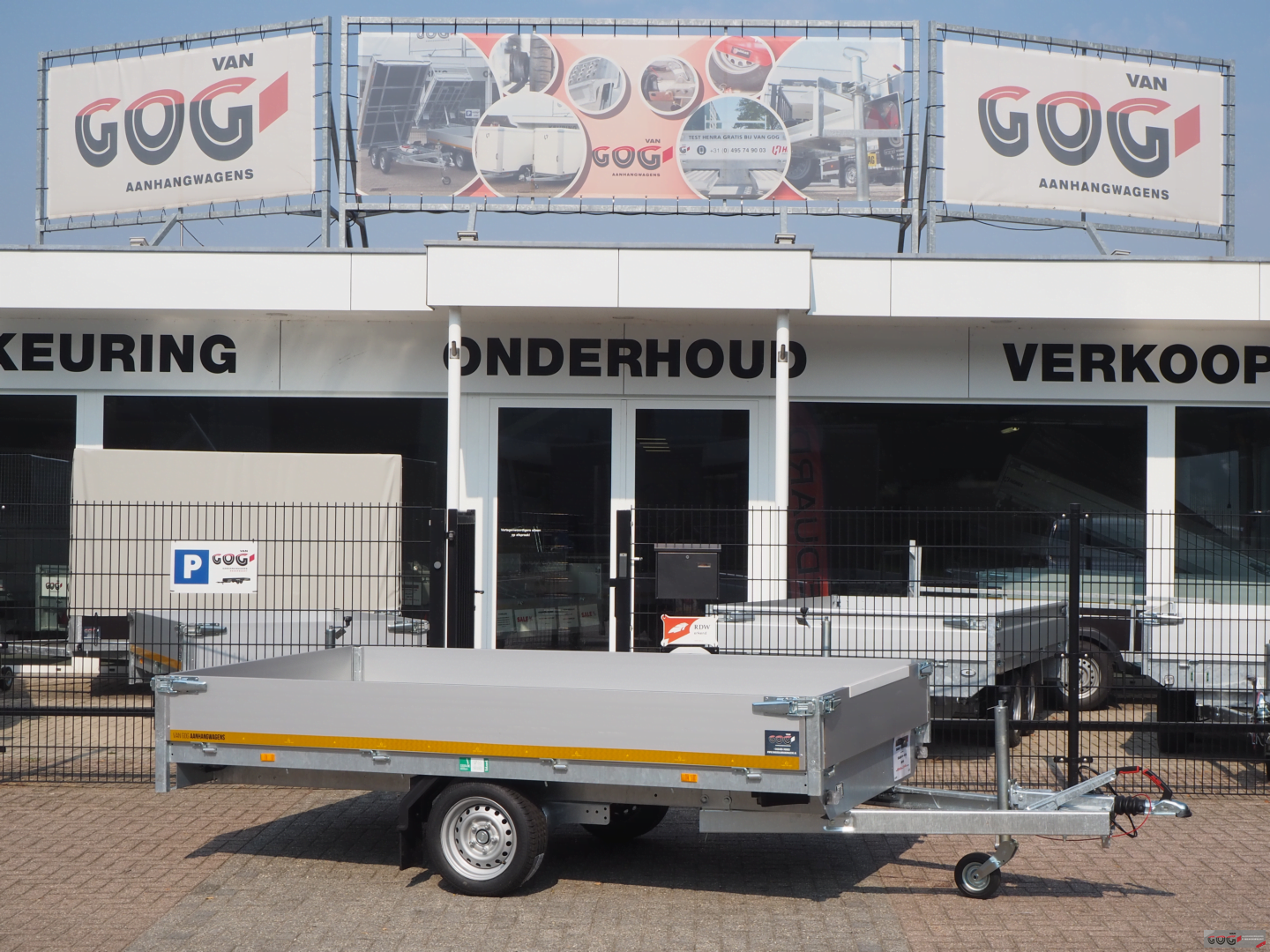 Eduard plateauwagen multitransporter 310x180 1500kg met sledes (zonder oprijplaten) €,- voorraadnummer 18 (4)