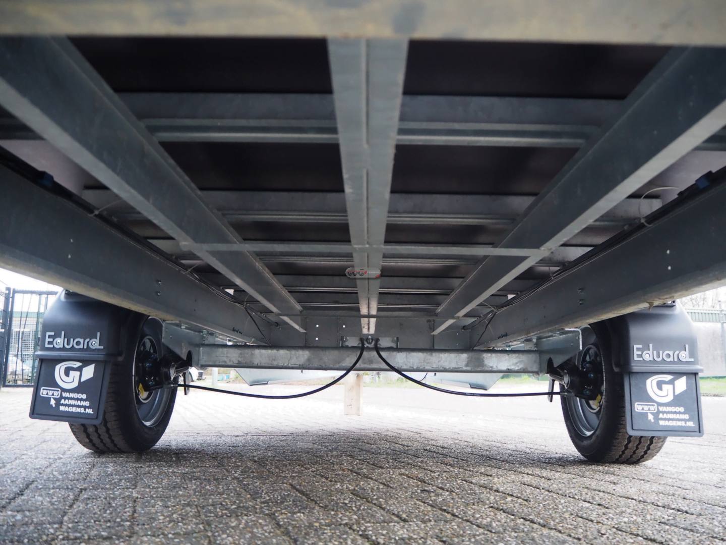 Eduard plateauwagen multitransporter 330x180 1500kg 56cm oprijplaatsledes €2350 voorraadnummer 151 (2)