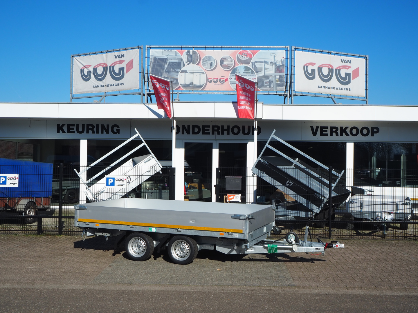 B-keuze Eduard 3-zijdige kipper 330x180 sledes (zonder oprijplaten) handpomp €4400 (10)