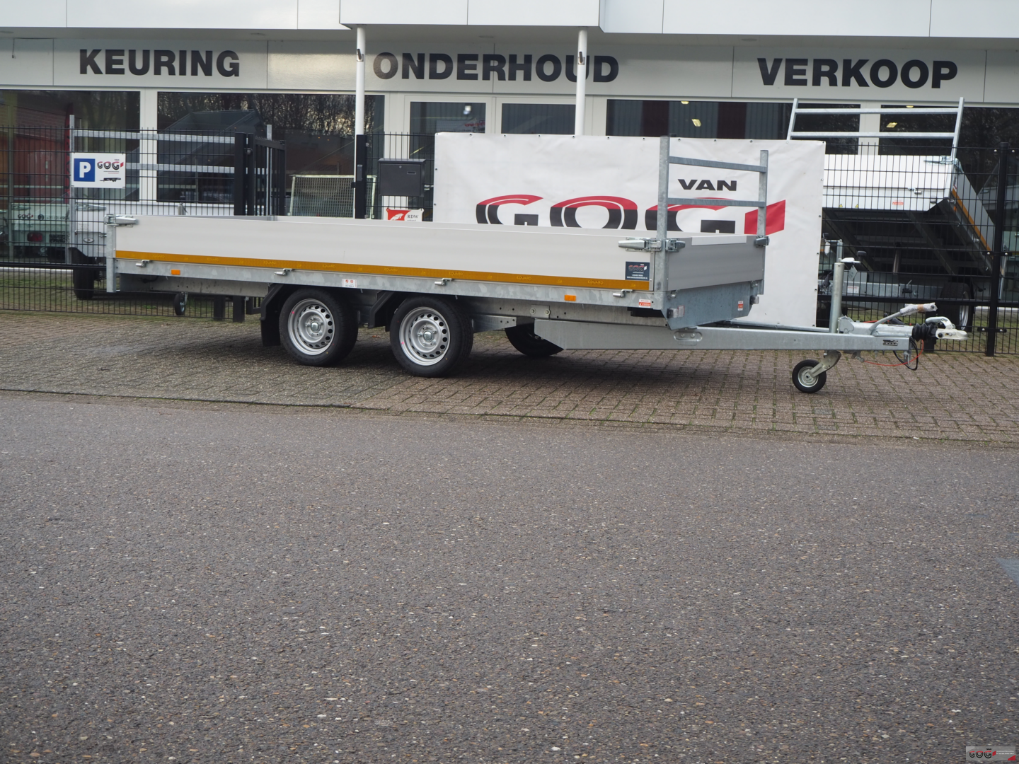 Eduard plateauwagen 406x180 2700kg lvh63cm €2225 ex. btw voorraadnummer 14 (13)