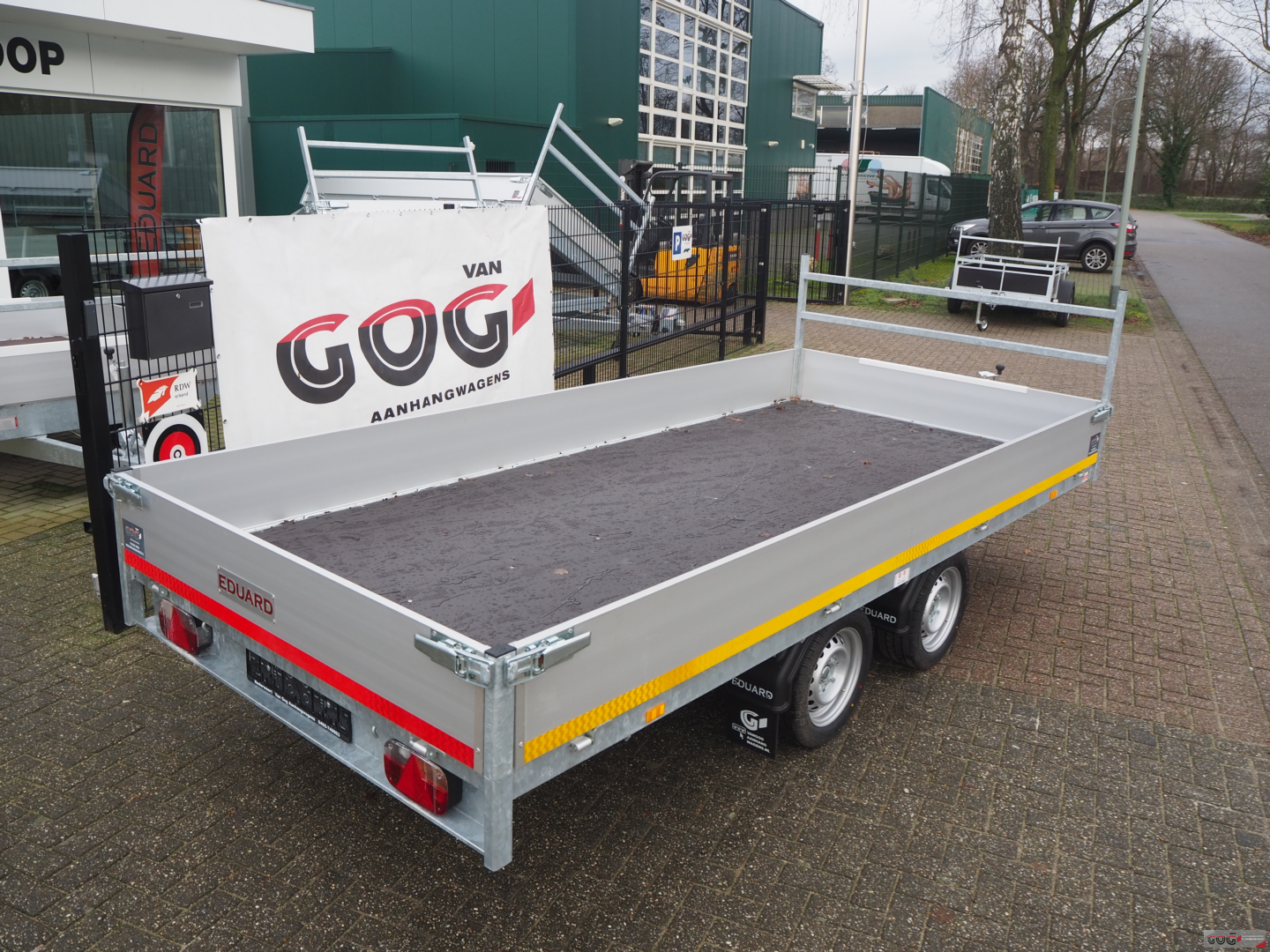 Eduard plateauwagen 406x180 2700kg lvh63cm €2225 ex. btw voorraadnummer 14 (9)