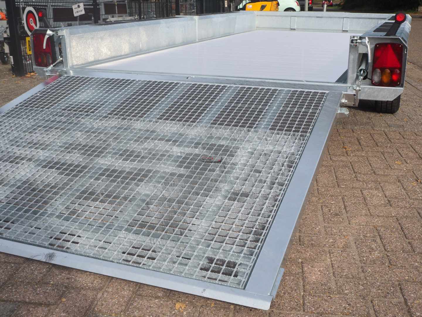 Henra machinetransporter 450x190 3500kg tridem aluminium laadvloer oprijklep 160 ipv 115cm €7200,- excl. 21% BTW (11)